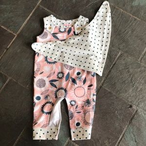 Cat & Jack 0-3 Month Romper with Bib